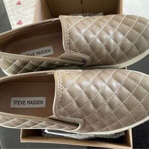 Steve Madden slip on sneakers
